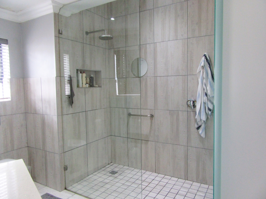 3 Bedroom Property for Sale in Hartenbos Central Western Cape